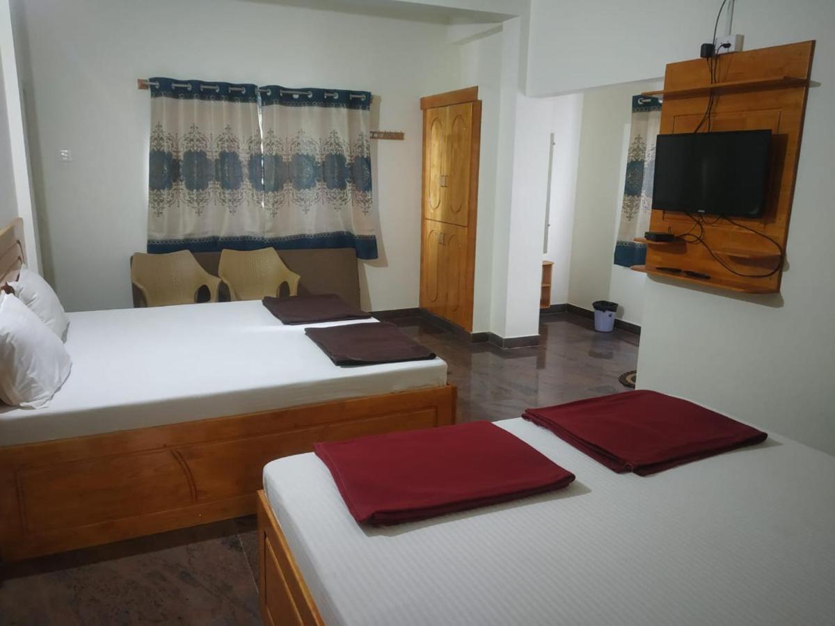 Thirumala Inn เยลาคีรี ภายนอก รูปภาพ